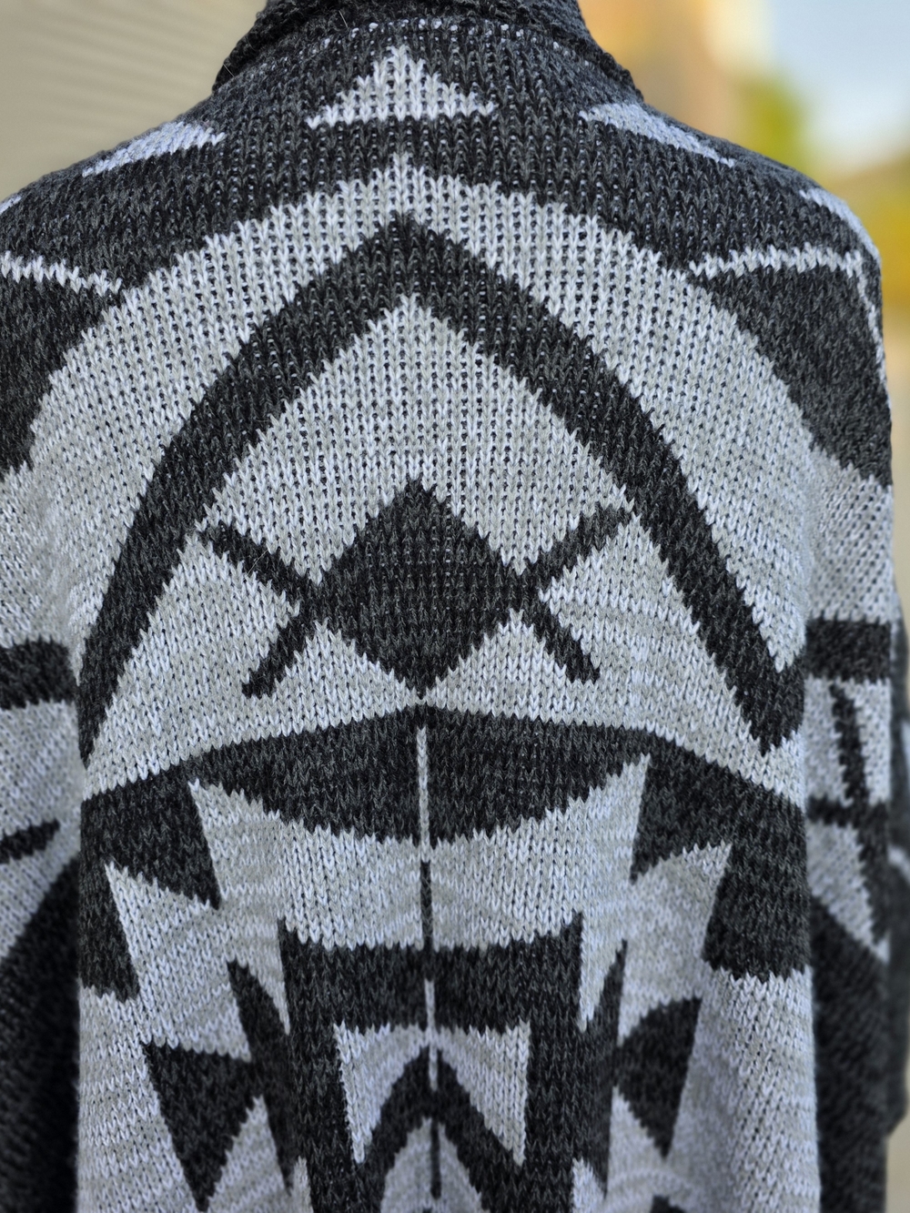 Express Aztec Open Front Cardigan M/L - Picture 5 of 12